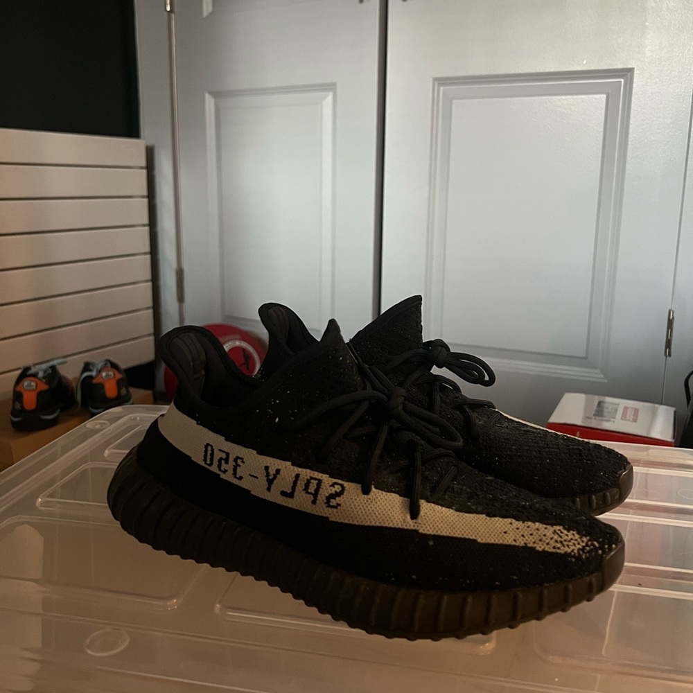 Adidas original Yezzy boost 350 V2